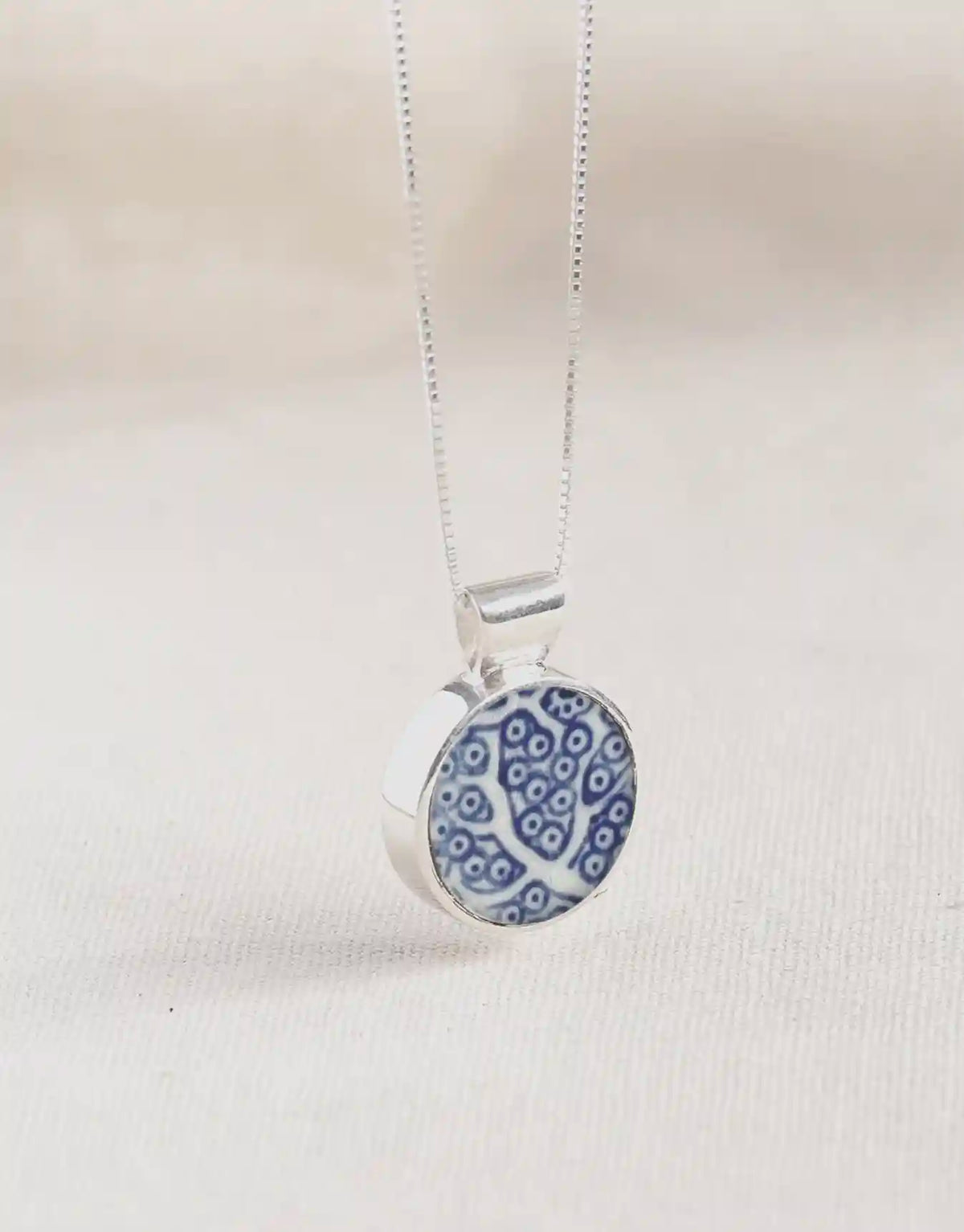 MARQUESA EMILIA DE OYRA - BLUE WILLOW PATTERN