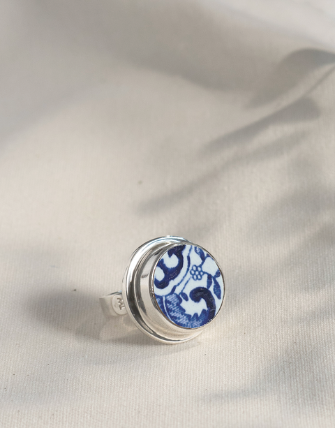 CONDESA CARMELA DE LLORENTE