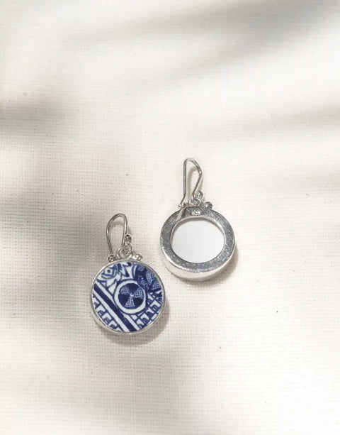BARONESA ÁNGELES DE OVILVAR - BLUE WILLOW PATTERN