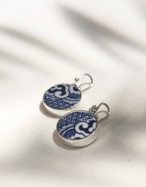 BARONESA ÁNGELES DE OVILVAR - BLUE WILLOW PATTERN