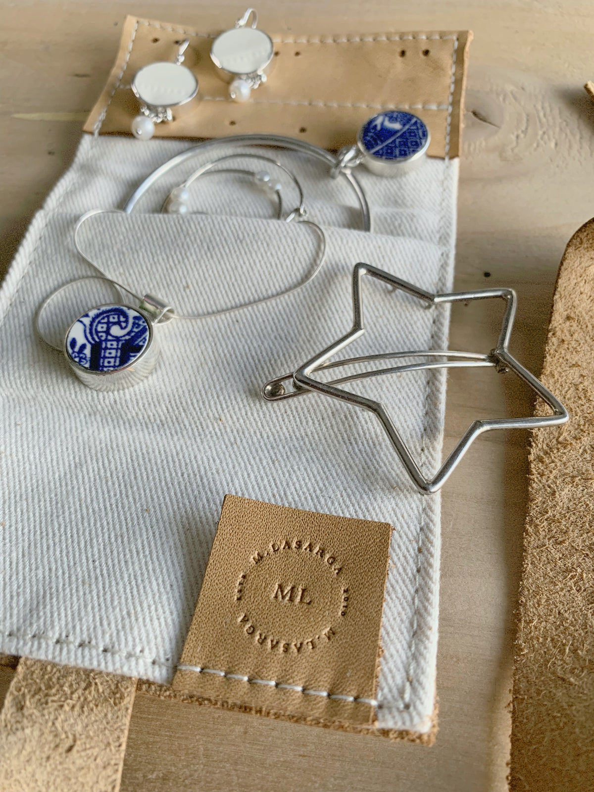 TRAVEL JEWELRY ORGANIZER (SMALL)